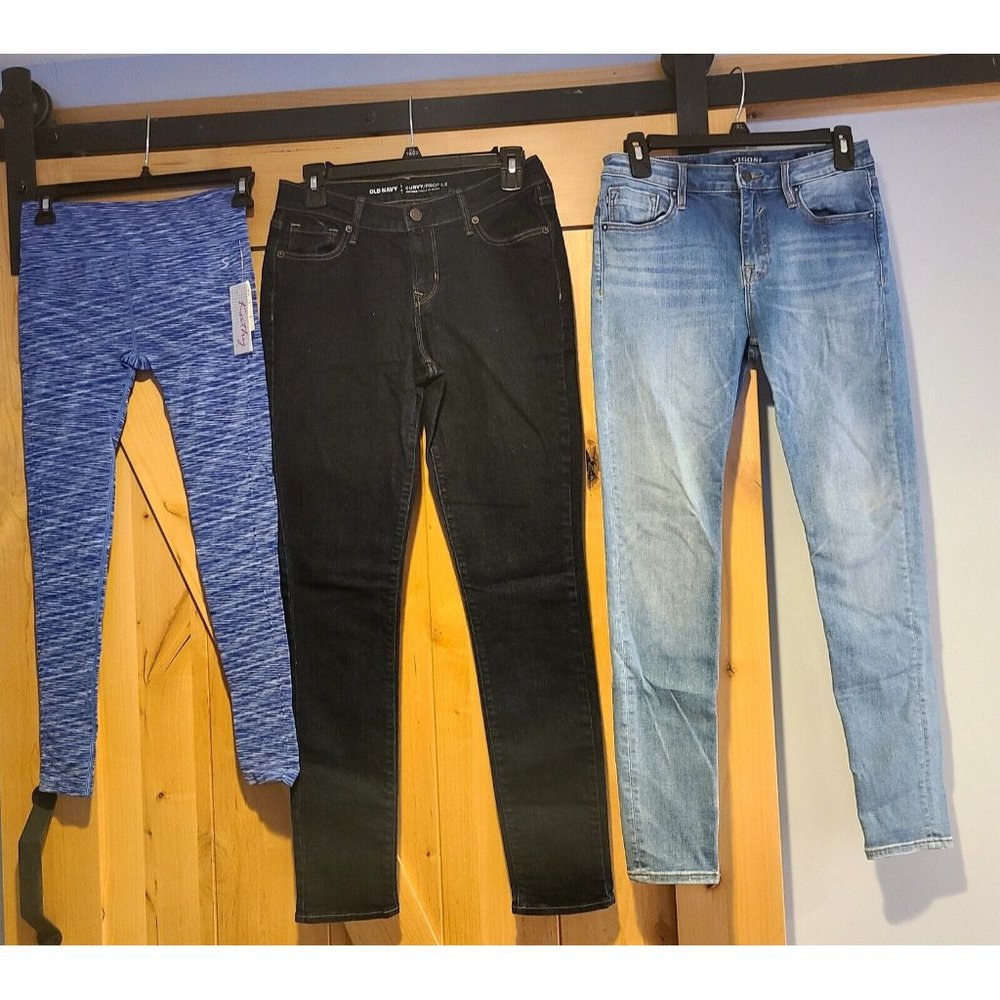 Lot of 3 Size 2. Old Navy Curvy Mid Stretch Jeans Vigoss Marley Kathy Legging